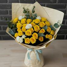 Букет цветов из:  Розы #REPLACE_PRED# Костромской