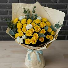 Букет цветов из:  Розы в Костромской