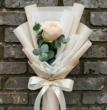 Букет цветов из:  Розы в Костромской
