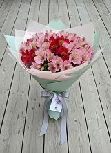 Букет цветов из:  Альстромерии в Костромской