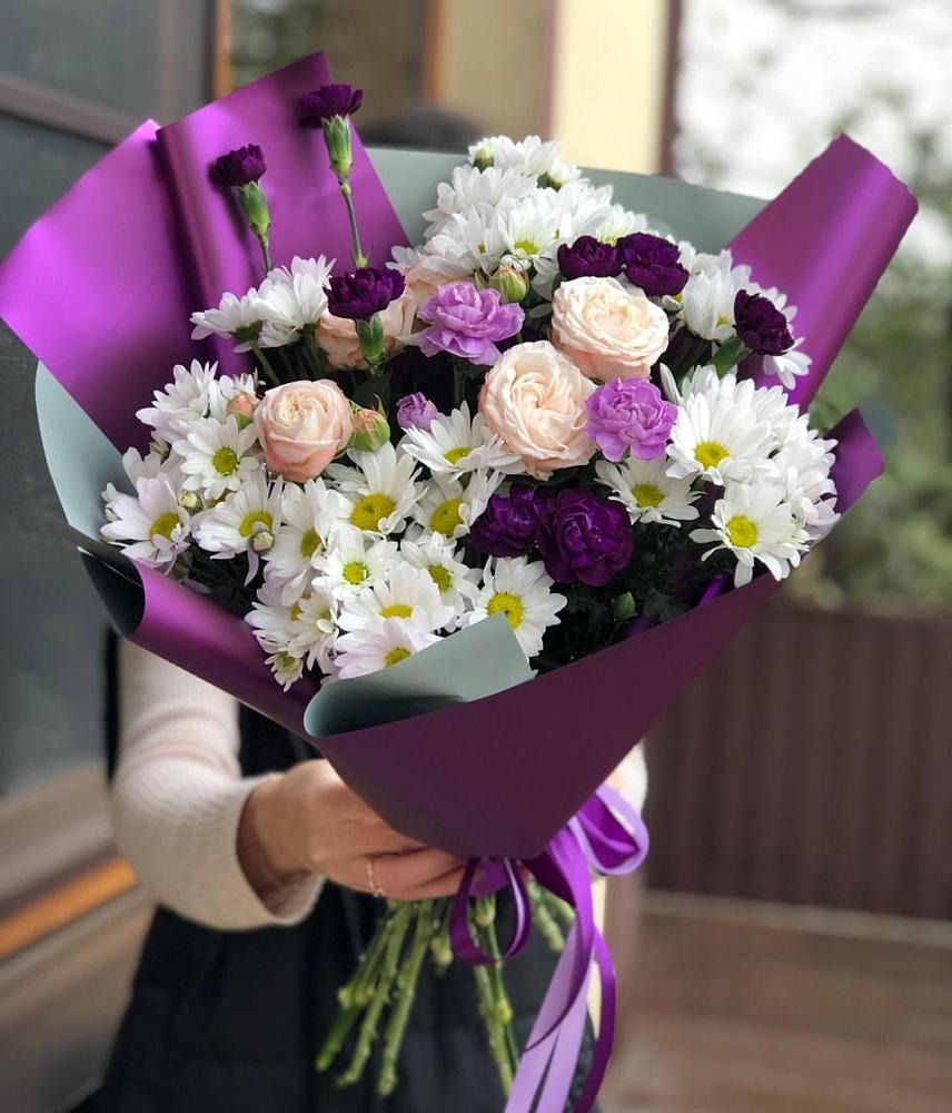 Букет цветов из: Хризантемы, Гвоздики и Розы в Костромской