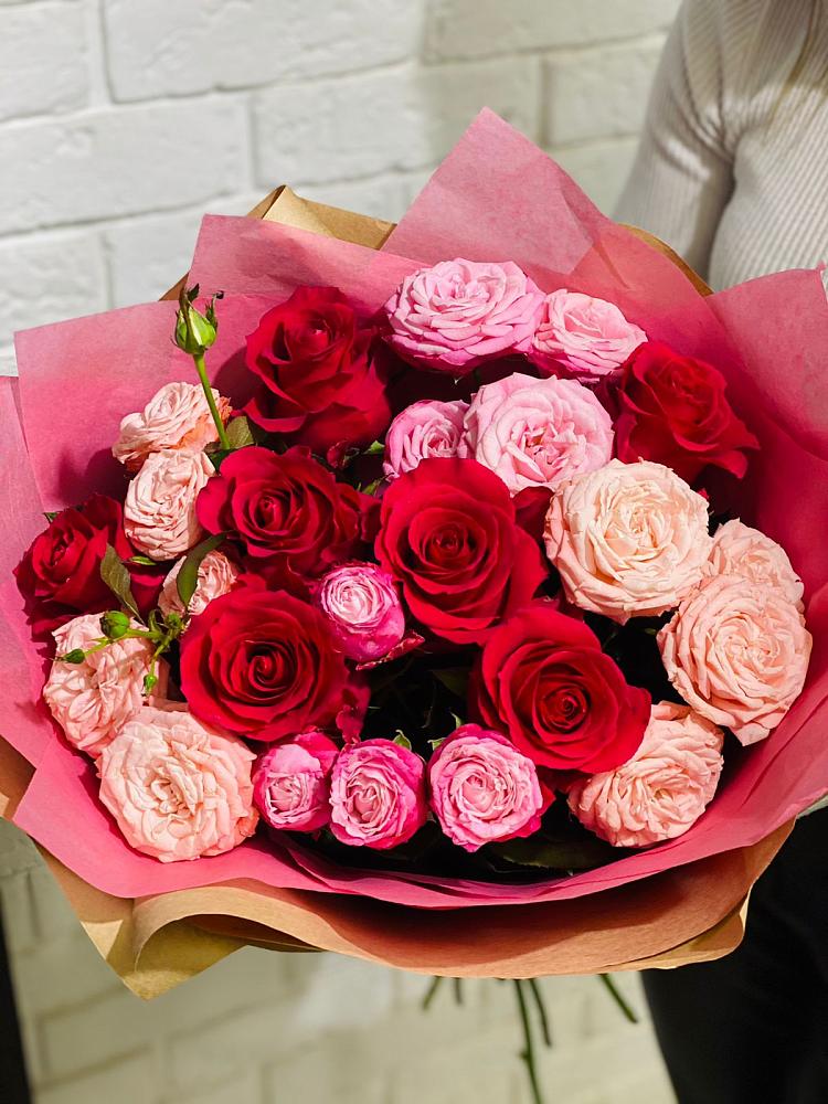 Букет цветов из: Розы в Костромской