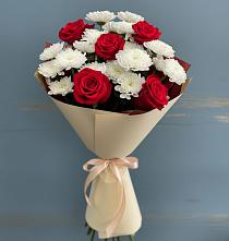Букет цветов из:  Розы и Хризантемы в Костромской