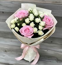 Букет цветов из:  Розы в Костромской