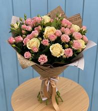 Букет цветов из:  Розы в Костромской