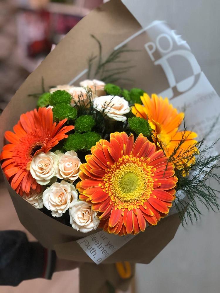 Букет цветов из: Герберы, Хризантемы и Розы в Костромской