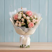 Букет цветов из:  Розы в Костромской