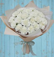 Букет цветов из:  Гвоздики в Костромской