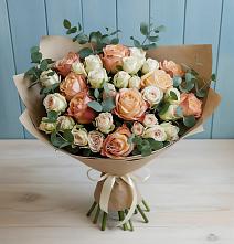 Букет цветов из:  Альстромерии и Розы #REPLACE_PRED# Костромской