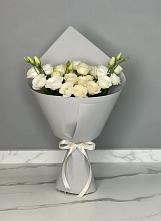 Букет цветов из:  Розы и Лизиантусы #REPLACE_PRED# Костромской